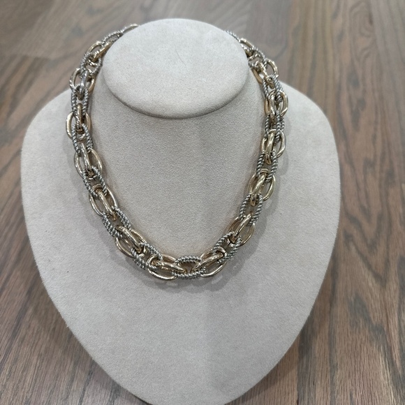 Source Unknown Jewelry - Gold and silver chain link necklace with bar clasp 16”